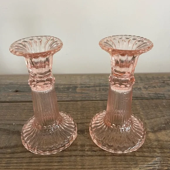 Elegant Pink Glass Candlesticks set of 2 - Picture 2 of 4